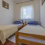 Apartament Charmantes Mit 2 Fahrraedern Und Nur 400 Meter Zum *