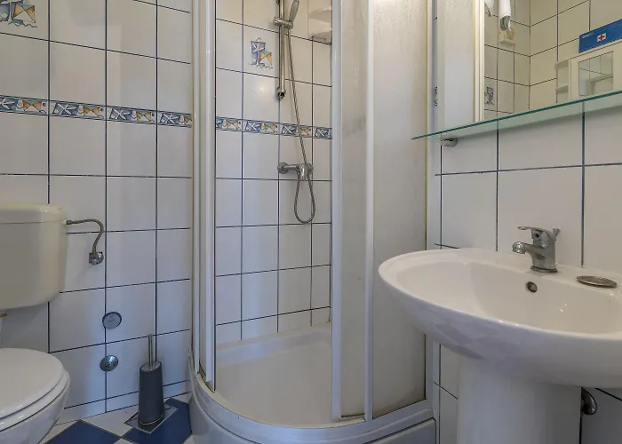 Apartman Charmantes Mit 2 Fahrraedern Und Nur 400 Meter Zum Selce